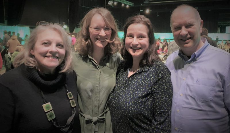 v.lks.: Barbara Mehlert, Eva Lettenbauer, Eva Trapp, Dr. Victor Trapp